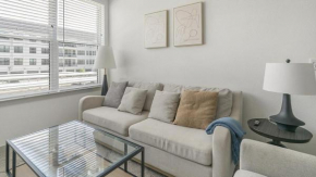 Landing at The Standard on the River - Studio in Northside